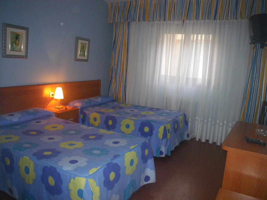 Duque De Osuna Medina de Ríoseco Habitación foto